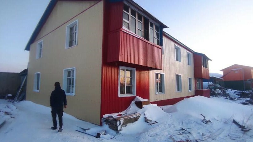 В самом северном селе Камчатки, включённом в программу Фонда капремонта, отремонтировали двухэтажный дом